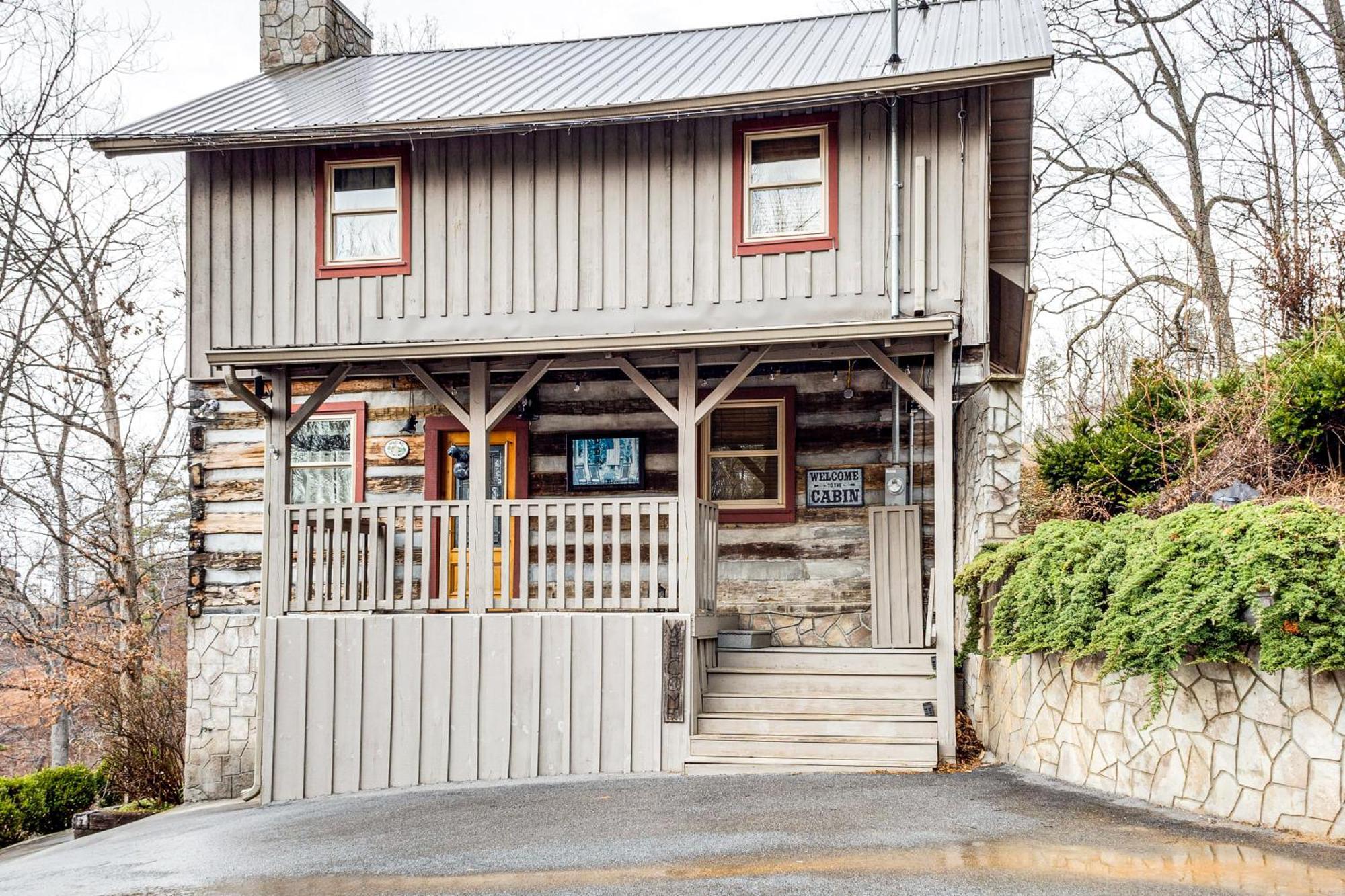 Spacious Gatlinburg Cabin With Hot Tub And Game Room! Exterior photo