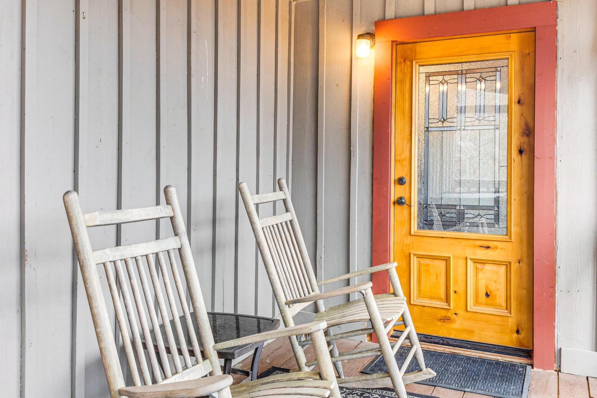 Spacious Gatlinburg Cabin With Hot Tub And Game Room! Exterior photo
